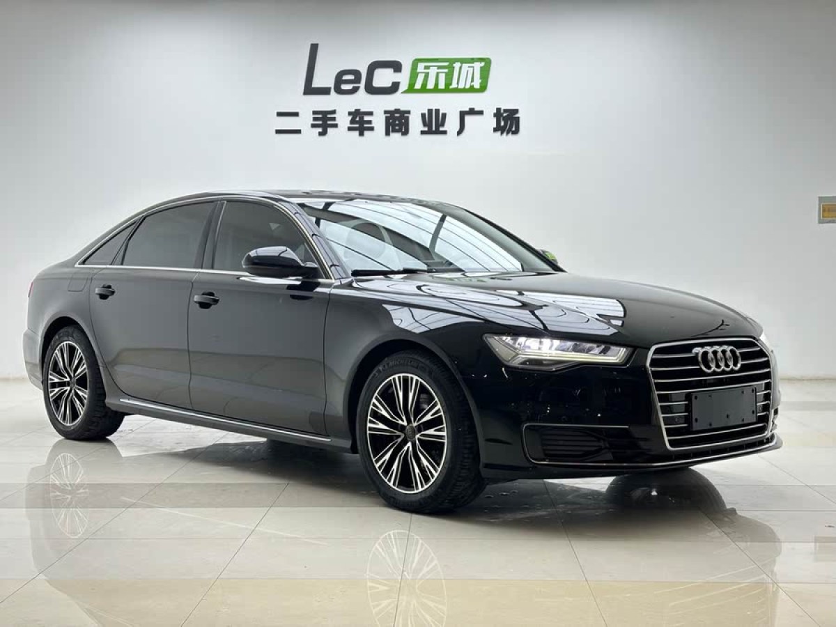 奧迪 奧迪A4L  2018款 30周年年型 30 TFSI 進(jìn)取型圖片