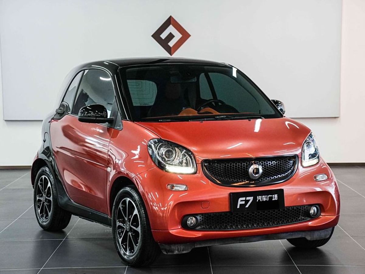 smart fortwo  2015款 1.0L 52千瓦硬頂靈動版圖片