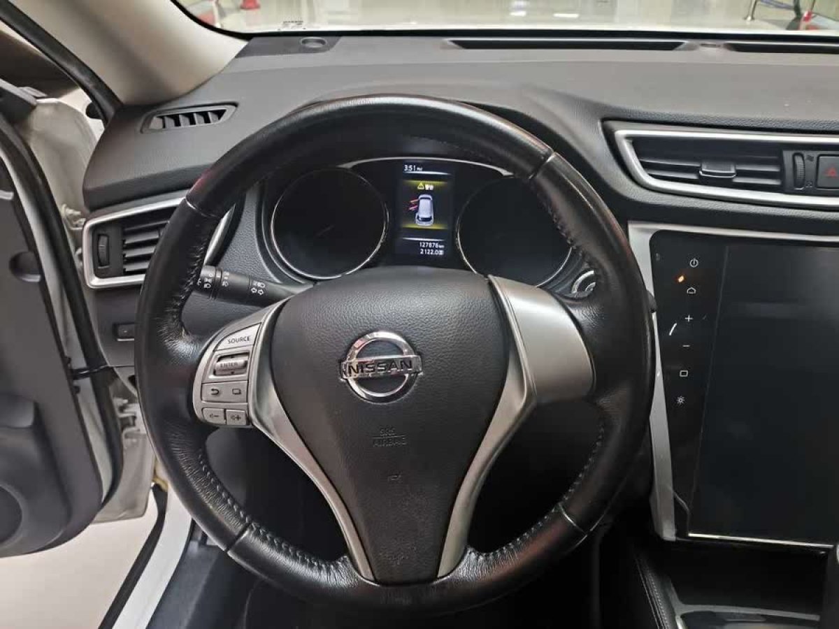 日產(chǎn) 奇駿  2014款 2.5L CVT豪華版 4WD圖片