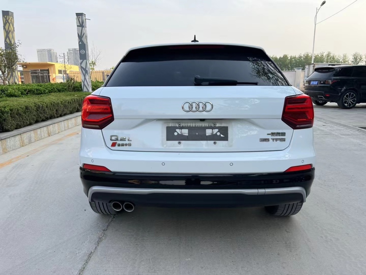 奧迪 奧迪Q2L  2021款 35 TFSI 進取動感型圖片