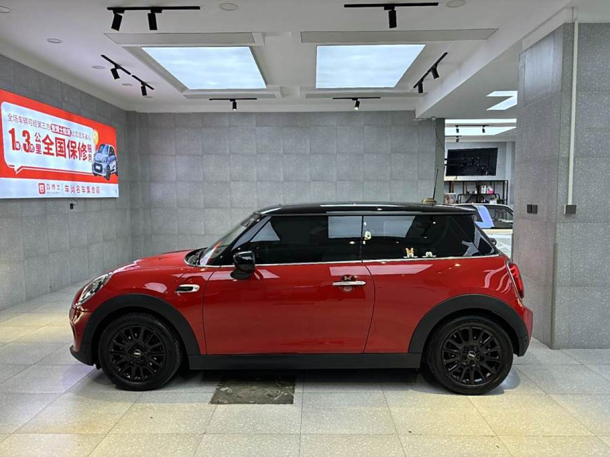 MINI MINI  2021款 1.5T COOPER 經(jīng)典派圖片