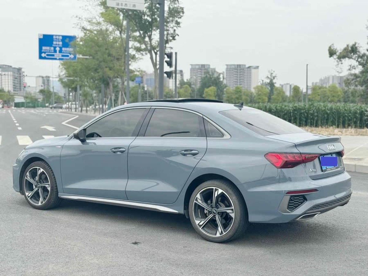 奧迪 奧迪A3  2022款 A3L Limousine 35 TFSI RS套件燃速型圖片