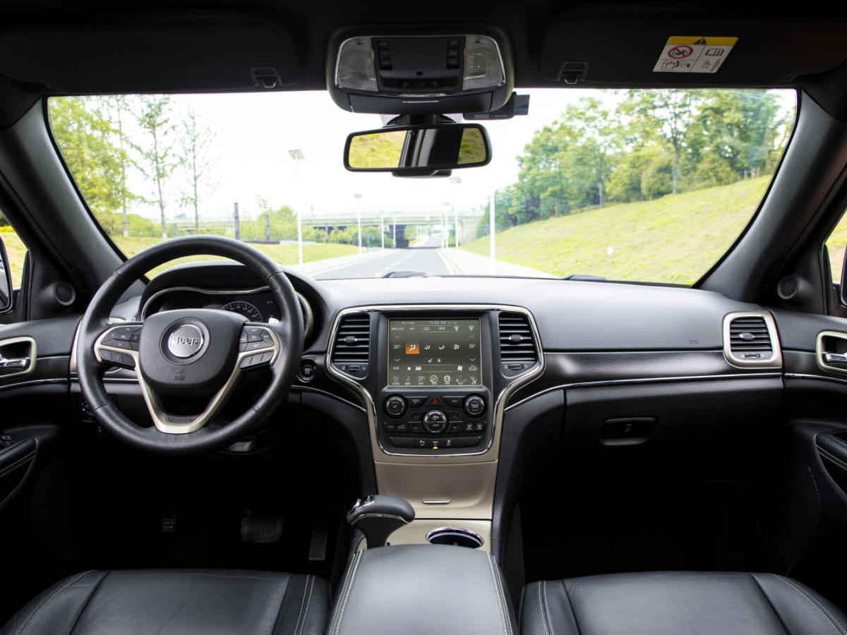 Jeep 大切诺基  2014款 3.0TD 柴油 舒享导航版图片