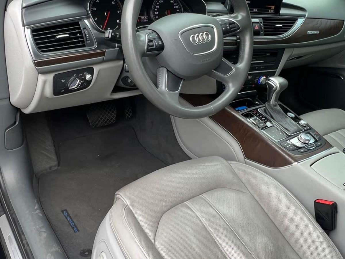 奧迪 奧迪A6L  2014款 50 TFSI quattro 豪華型圖片