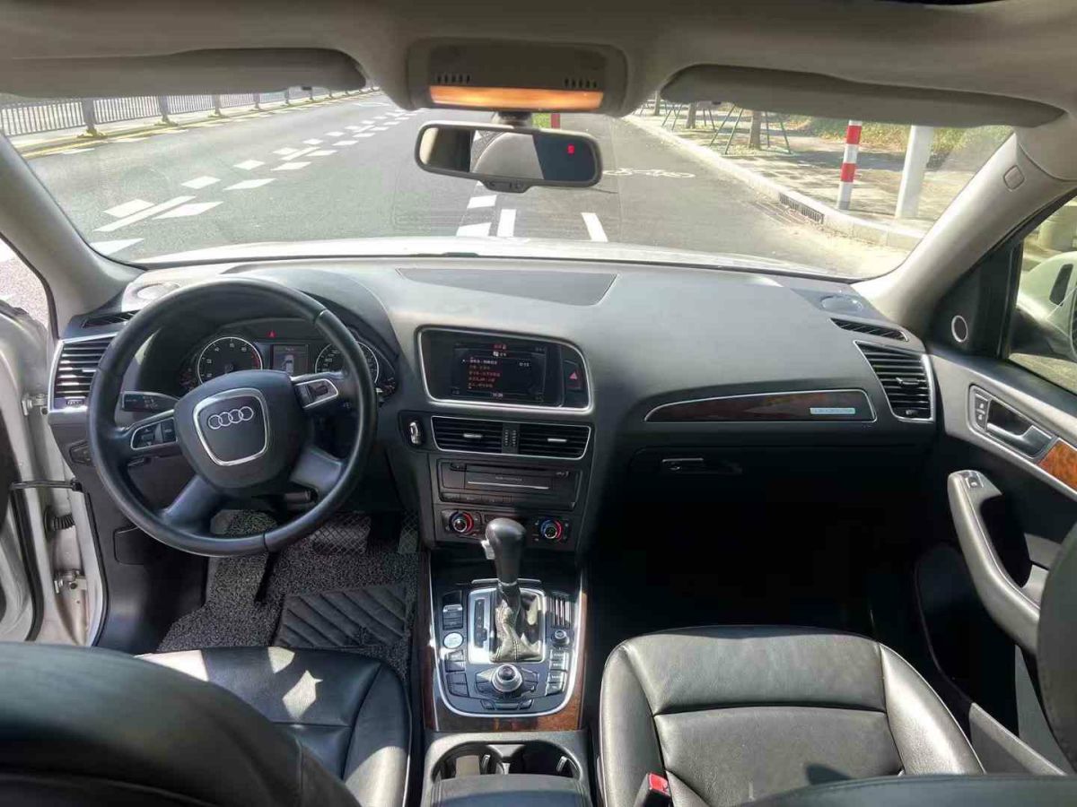 奧迪 奧迪Q5  2013款 Q5 3.0TFSI 45TFSI Quattro 運(yùn)動型圖片