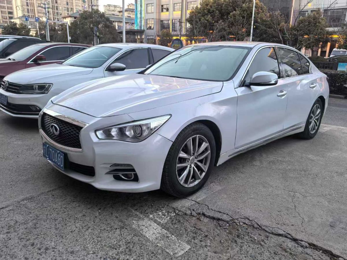 英菲尼迪 Q50L  2015款 2.0T 悅享版圖片