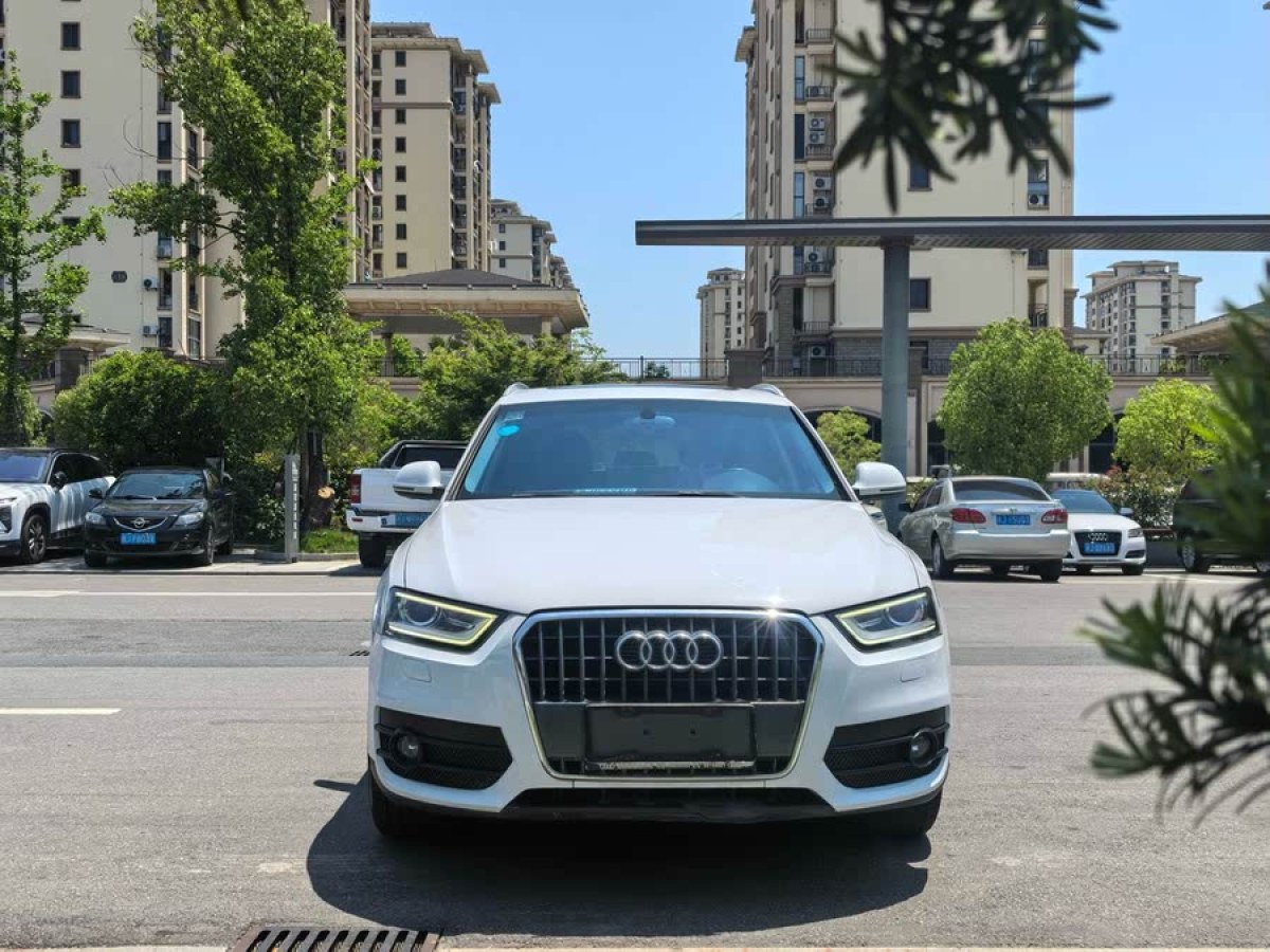 奧迪 奧迪Q3  2015款 30 TFSI 進取型圖片