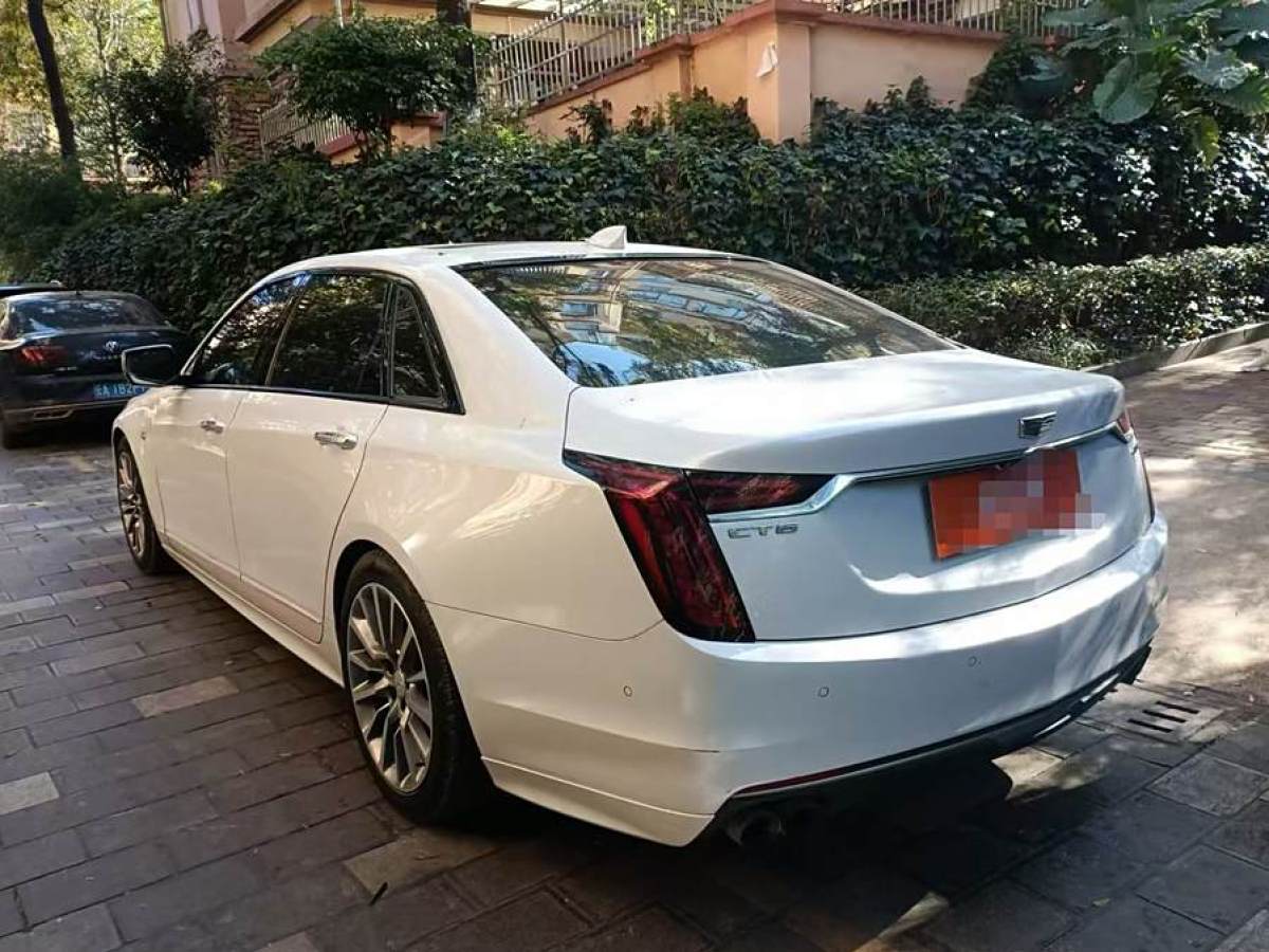 凱迪拉克 CT6  2019款 28T 領(lǐng)先運(yùn)動(dòng)型圖片