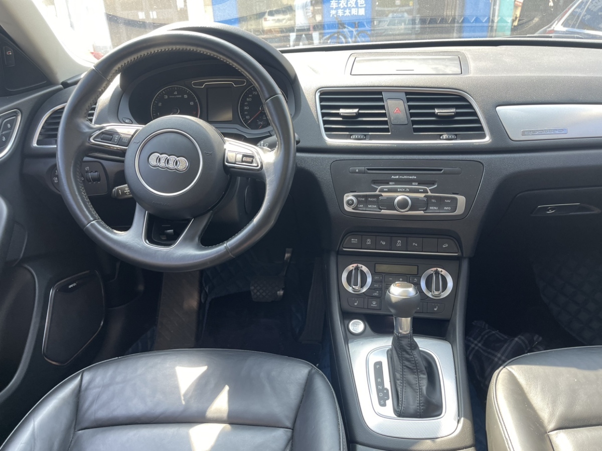 2016年01月奧迪 奧迪Q3  2013款 35 TFSI quattro 豪華型