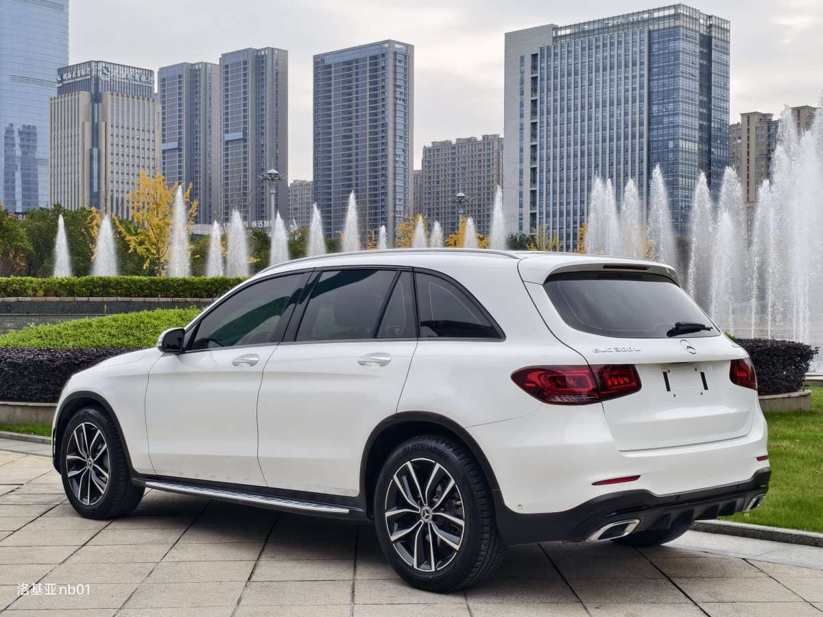 奔馳 奔馳GLC  2018款 改款 GLC 300 4MATIC 動感型圖片