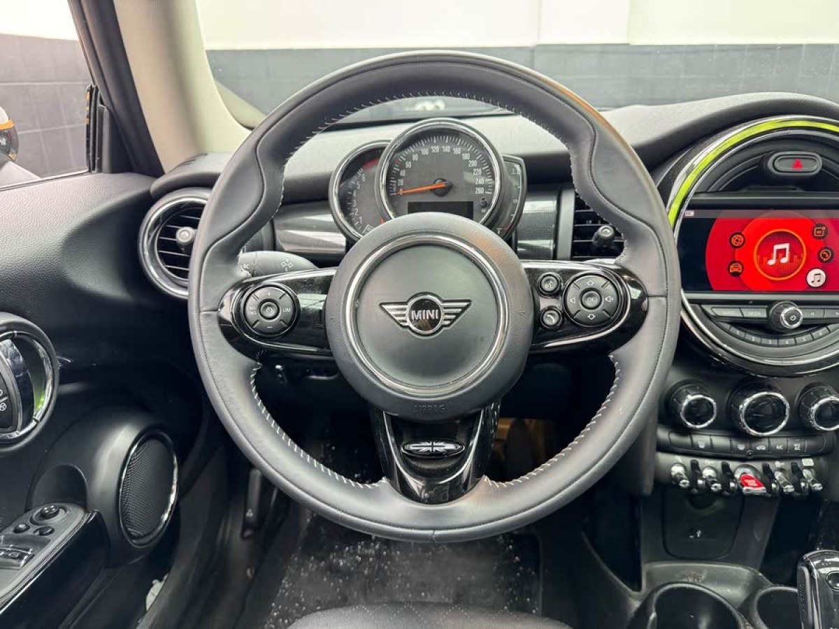 MINI COUNTRYMAN  2018款 1.5T COOPER 經典派圖片