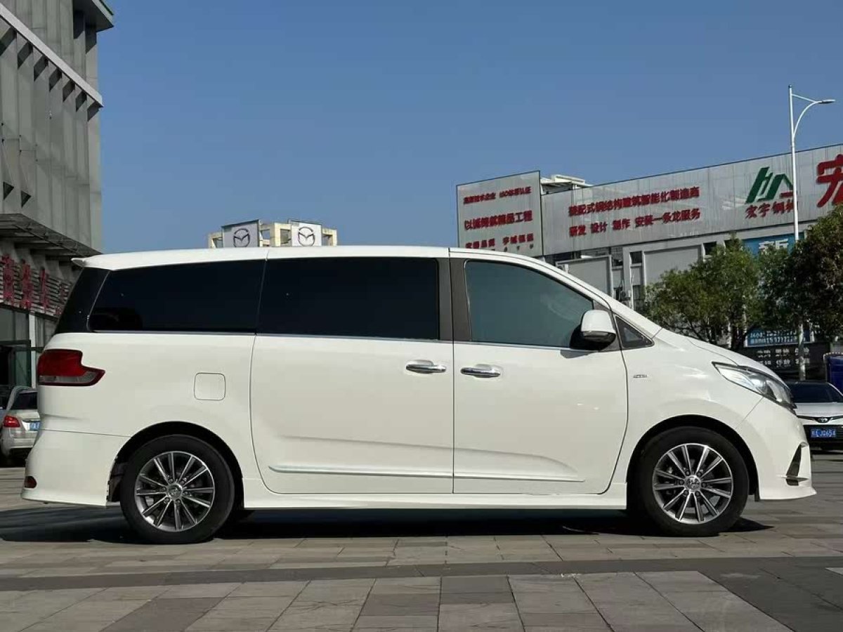 上汽大通 G10  2018款 PLUS 2.0T 自動旗艦版圖片