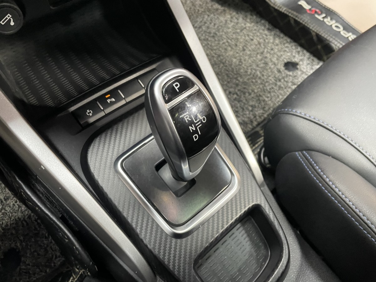 2018年8月比亚迪 元新能源  2018款 EV360 智联炫酷型