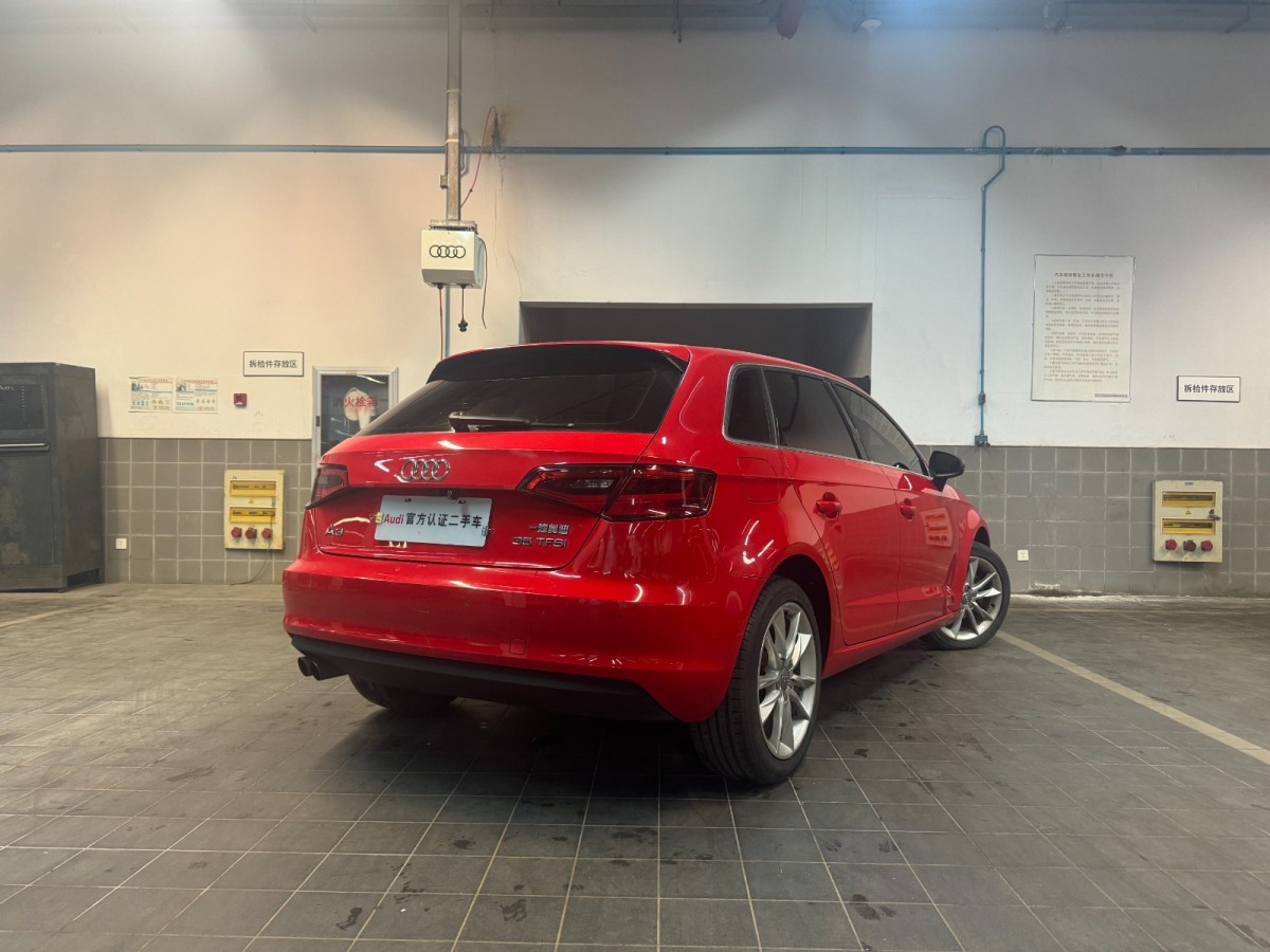 奧迪 奧迪A3  2014款 Sportback 35 TFSI 自動舒適型圖片