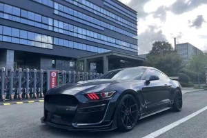 Mustang 福特 2.3T 運(yùn)動(dòng)版