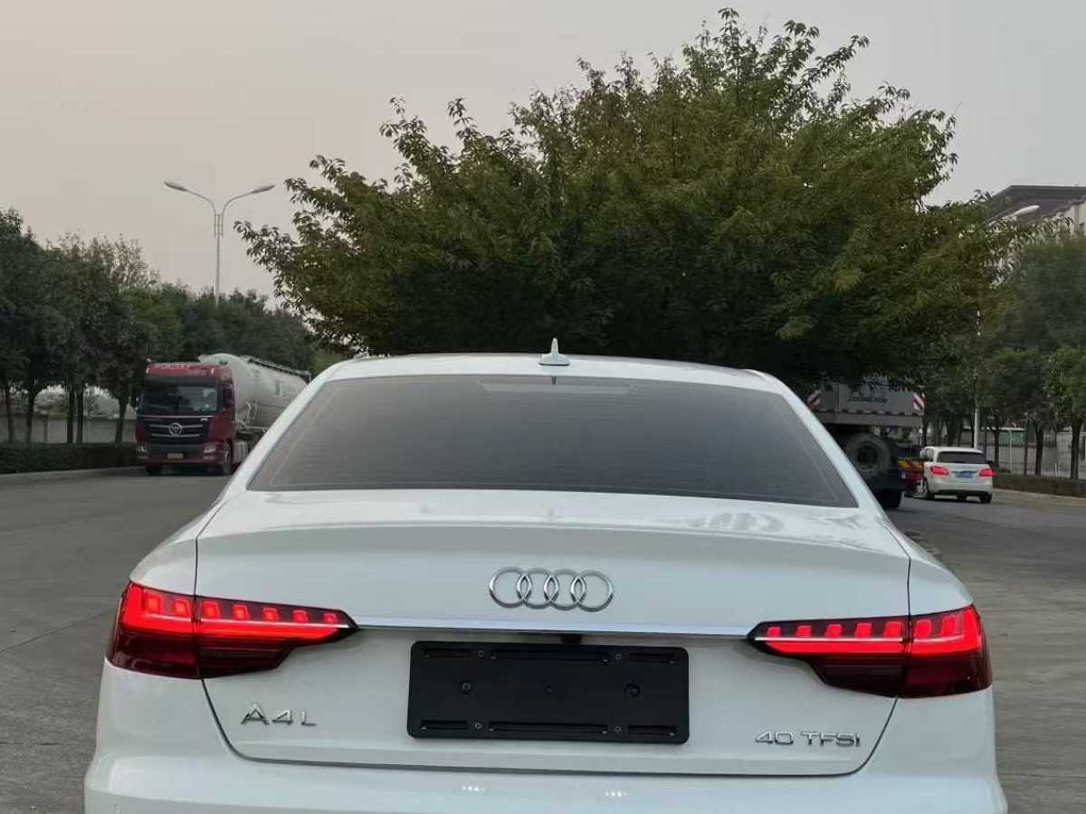 奧迪 奧迪A4L  2020款 40 TFSI 豪華動感型圖片