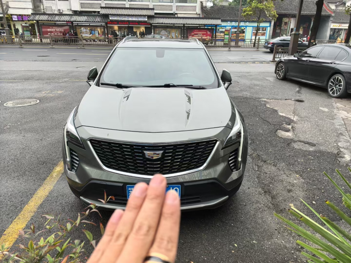 凱迪拉克 XT4  2018款 28T 兩驅(qū)領(lǐng)先型圖片