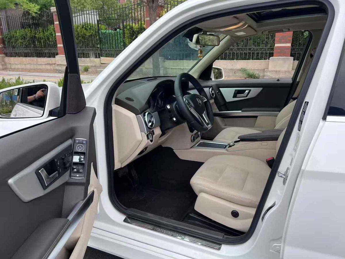 奔馳 奔馳GLK級  2015款 GLK 260 4MATIC 動感型 極致版圖片