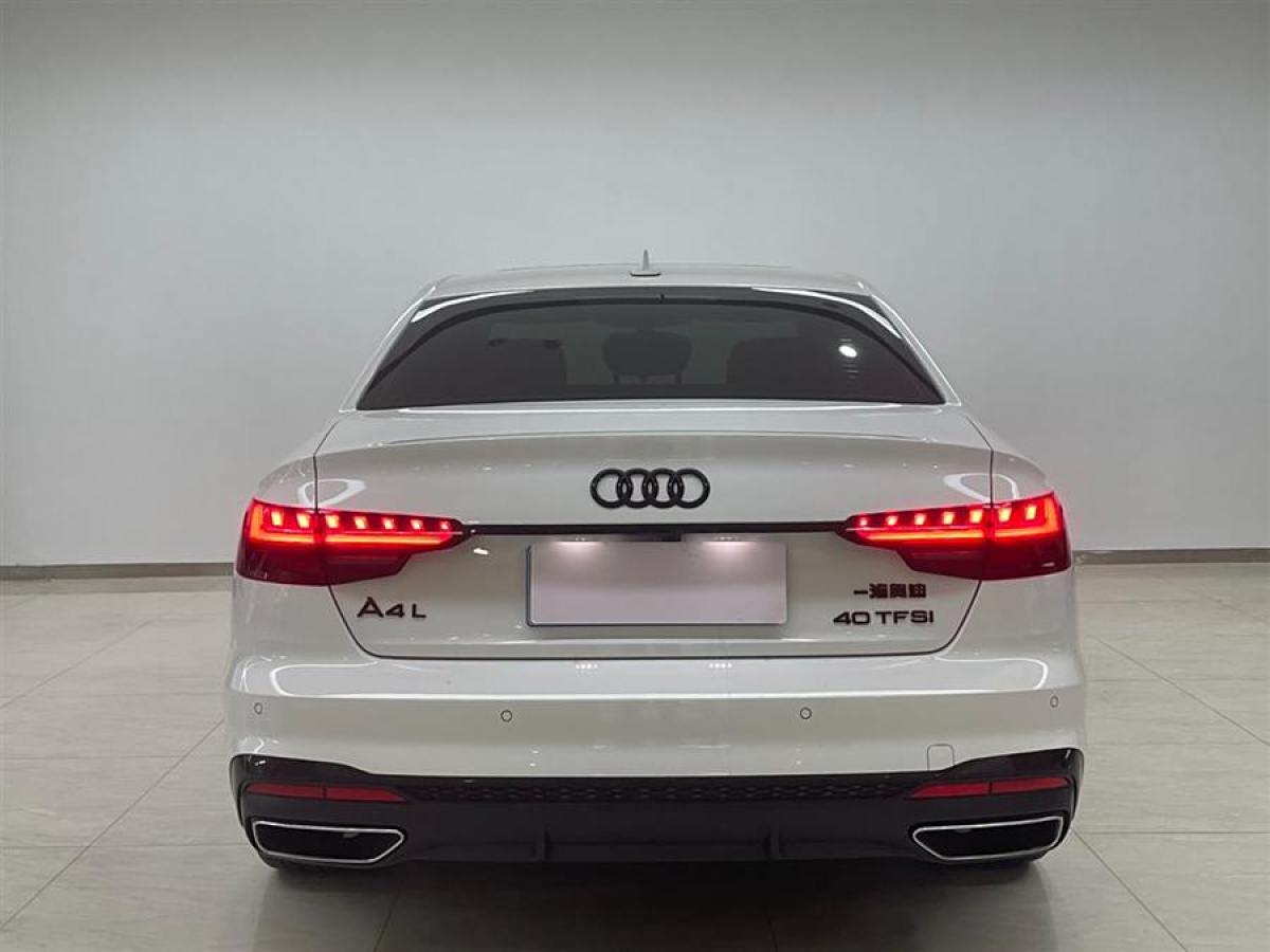 奧迪 奧迪A4L  2022款 40 TFSI 豪華動感型圖片