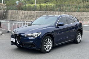 Stelvio 阿尔法·罗密欧 2.0T 280HP 豪华版