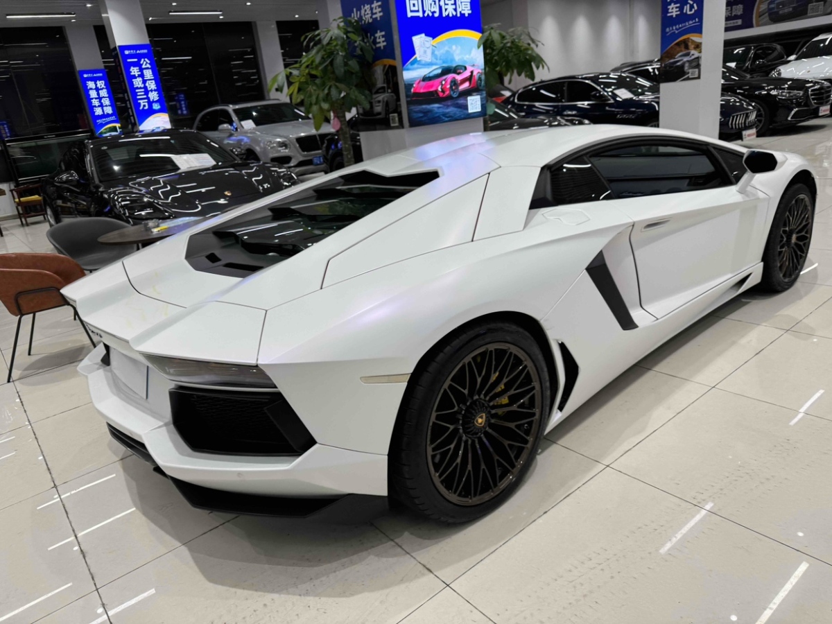 蘭博基尼 Aventador  2011款 LP 700-4圖片