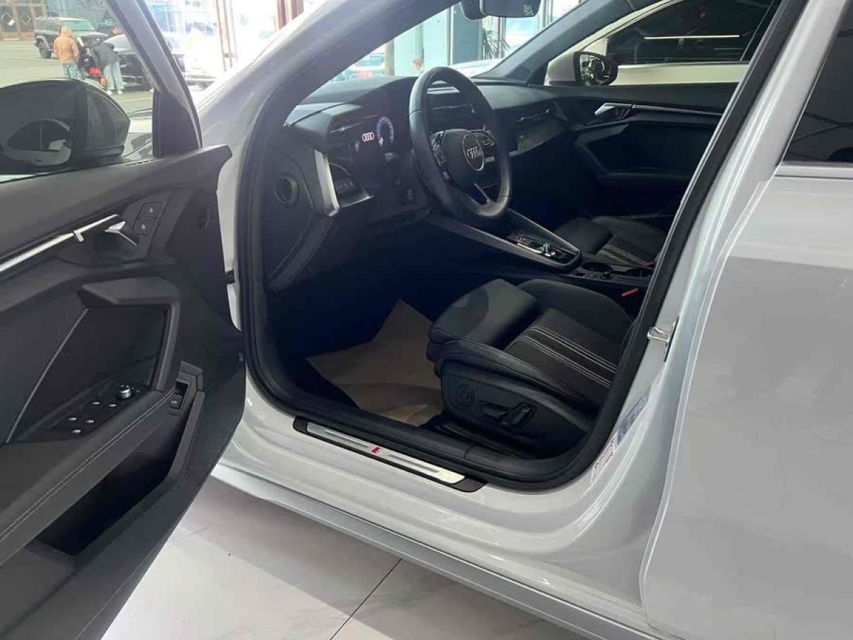 奧迪 奧迪A3  2022款 Sportback 35 TFSI 時(shí)尚運(yùn)動(dòng)型圖片