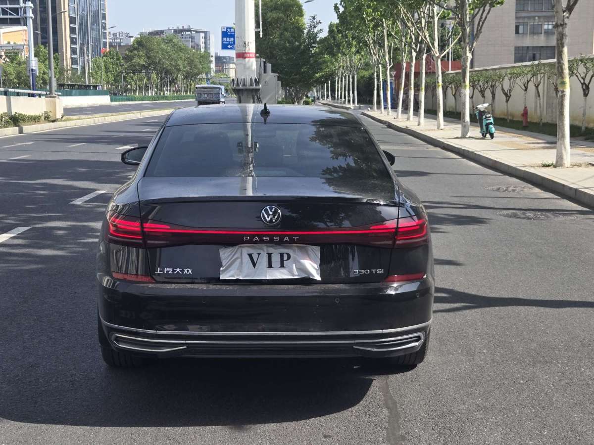 大眾 帕薩特  2023款 330TSI 星空豪華版圖片