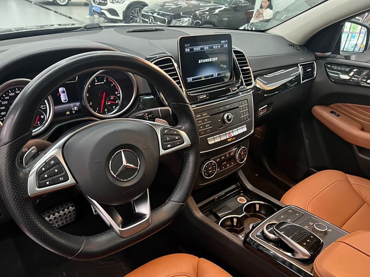 奔馳 奔馳GLE轎跑 AMG  2017款 AMG GLE 43 4MATIC 轎跑SUV圖片