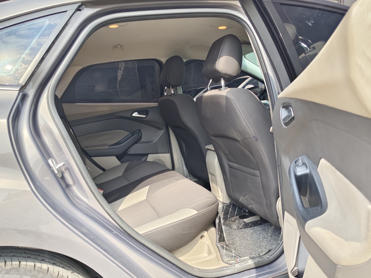 福特 ?？怂? 2012款 三廂 1.6L 自動舒適型圖片