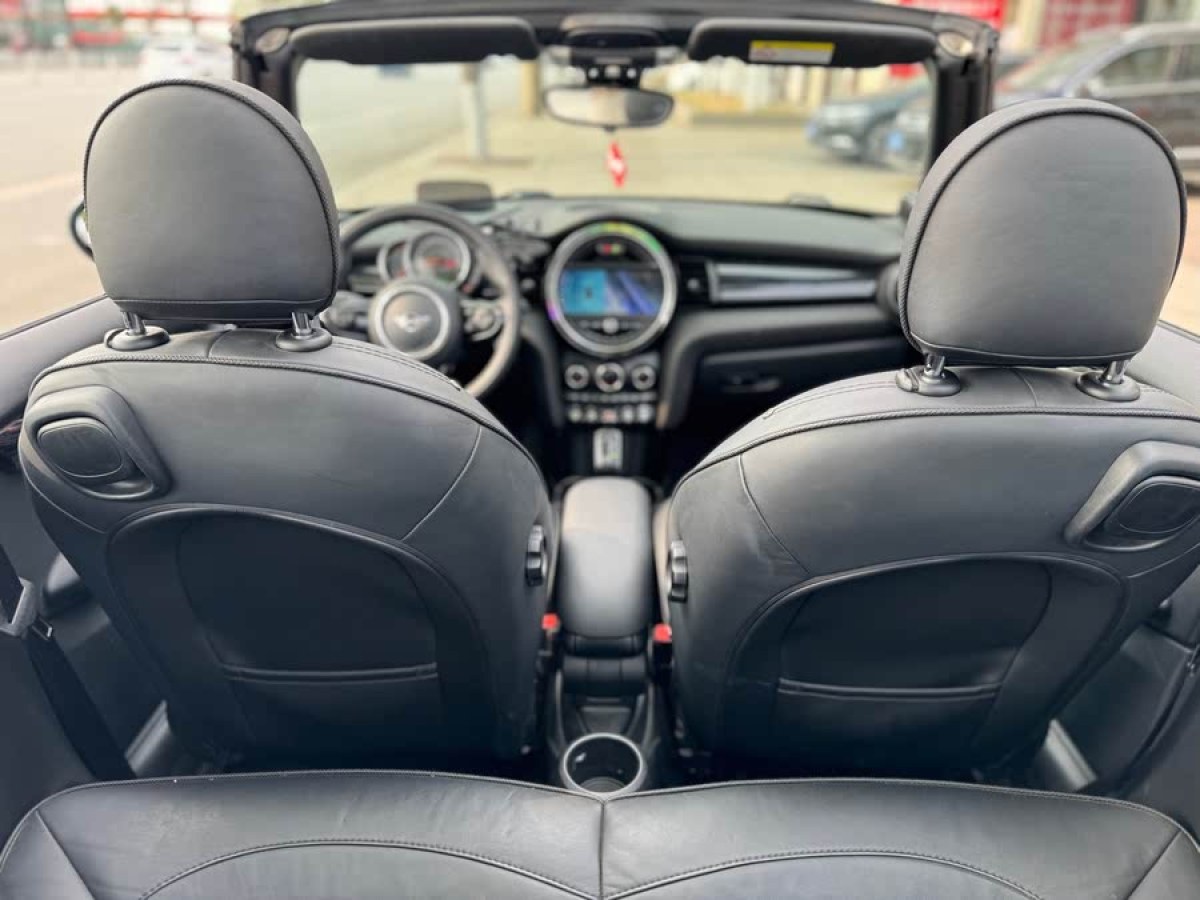 MINI MINI  2019款 1.5T COOPER CABRIO 藝術(shù)家圖片