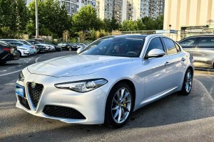Giulia 阿爾法·羅密歐 2.0T 280HP 豪華版