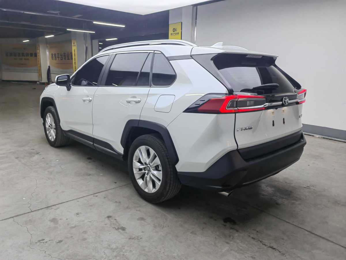 豐田 威蘭達  2022款 改款 2.0L CVT兩驅領先版圖片