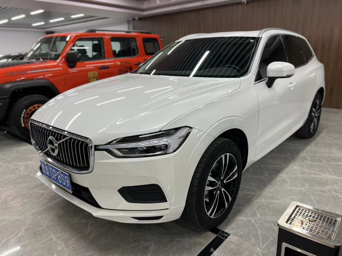 2019年6月沃爾沃 XC60  2019款 T5 四驅(qū)智遠(yuǎn)運動版