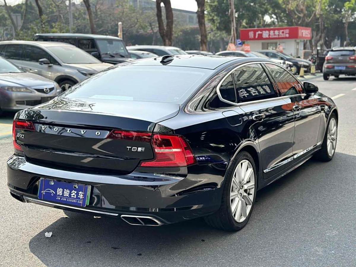 沃爾沃 S90新能源  2019款 T8 E驅(qū)混動(dòng) 智雅版圖片