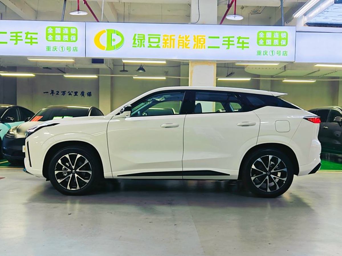 長(zhǎng)安 長(zhǎng)安UNI-K新能源  2024款 智電iDD 1.5T 135km智享型圖片