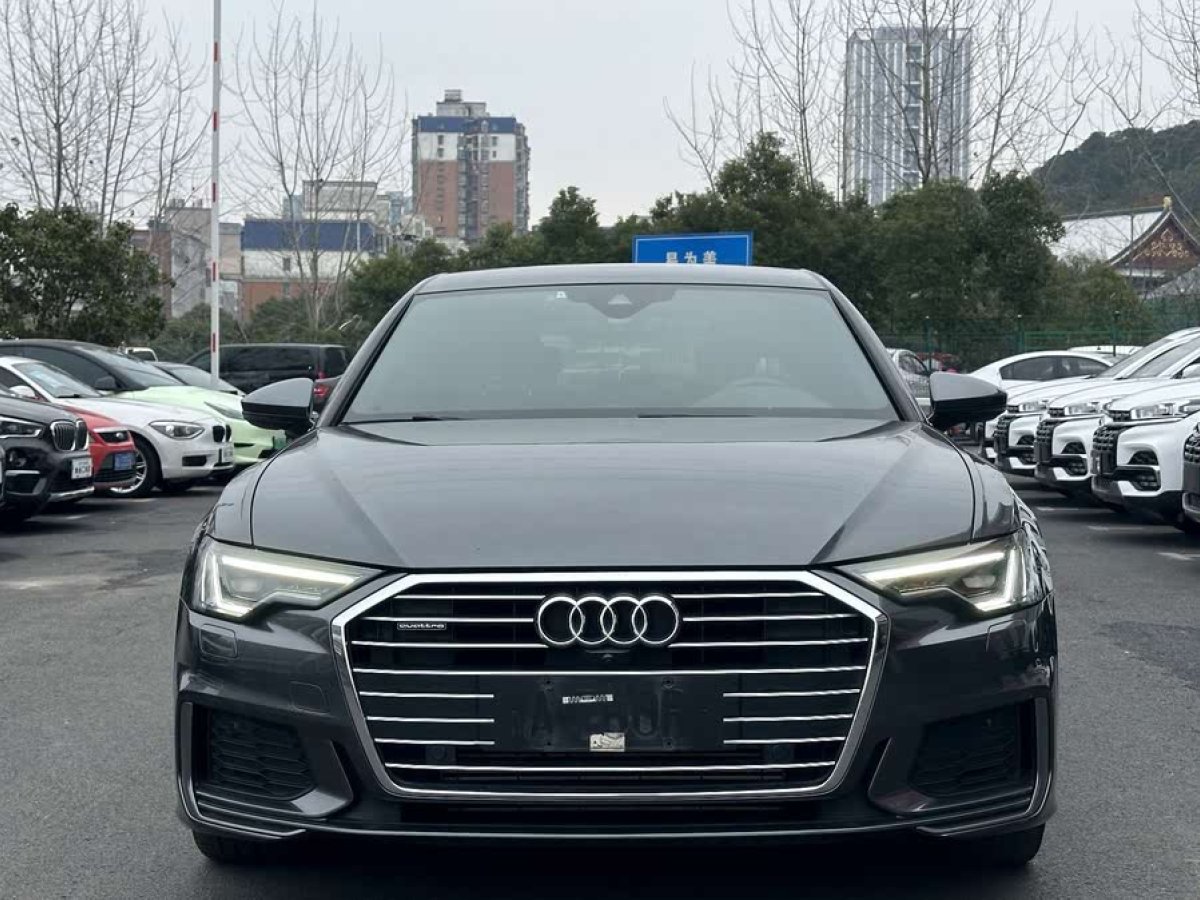 奧迪 奧迪A6L  2020款 45 TFSI quattro 尊享動感型圖片