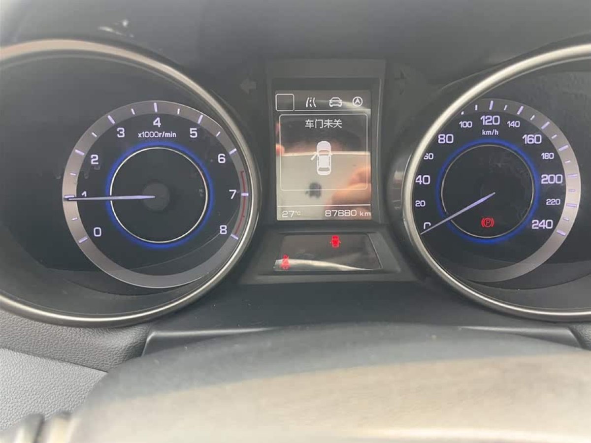 長(zhǎng)安 逸動(dòng)XT  2016款 1.6L 手動(dòng)俊酷型圖片