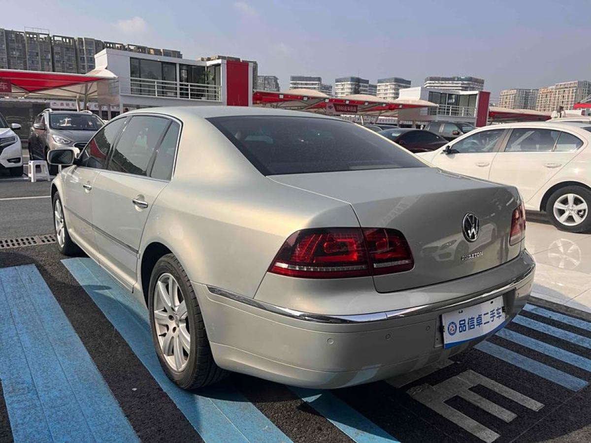 大眾 輝騰  2012款 3.0L 商務(wù)型圖片