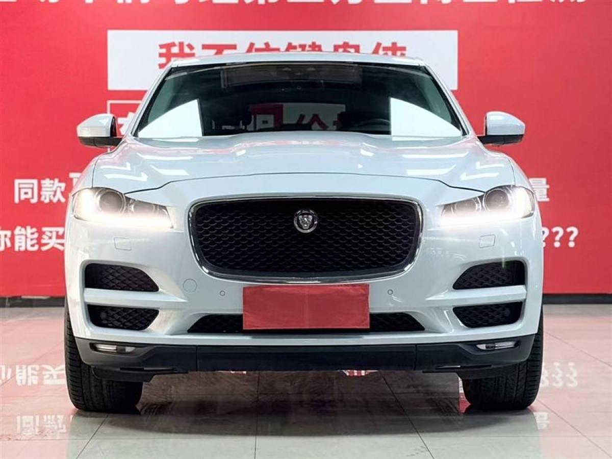 捷豹 F-PACE  2018款 2.0T 兩驅(qū)都市尊享版圖片