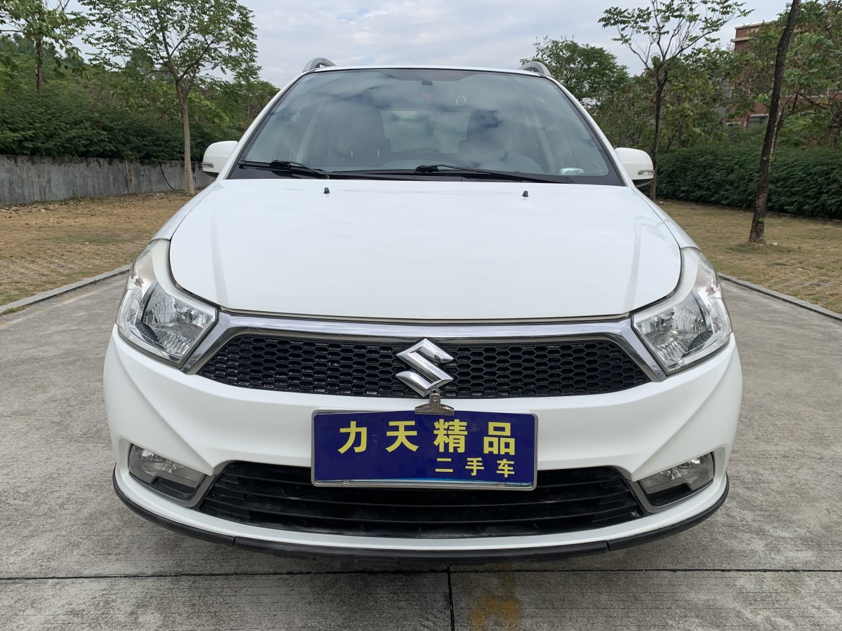 鈴木 天語(yǔ)  2013款 SX4 1.6L 酷銳運(yùn)動(dòng)型圖片