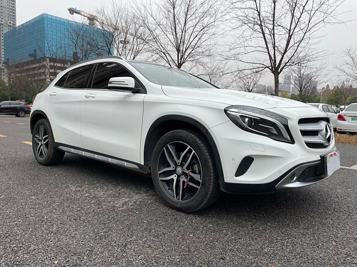 奔馳 奔馳GLA  2017款 GLA 220 4MATIC 時尚型圖片