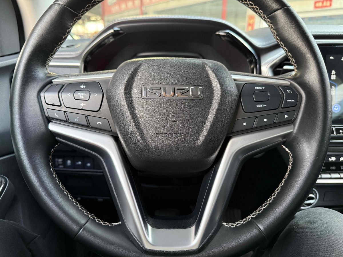 五十鈴 D-MAX  2021款 1.9T自動四驅(qū)柴油Global暢領型RZ4E圖片