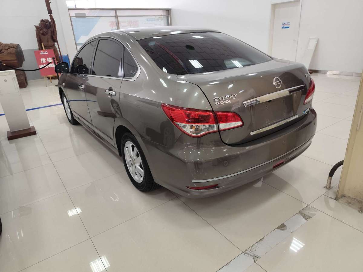 日產(chǎn) 軒逸  2019款 經(jīng)典 1.6XE+ CVT智聯(lián)領(lǐng)先版圖片