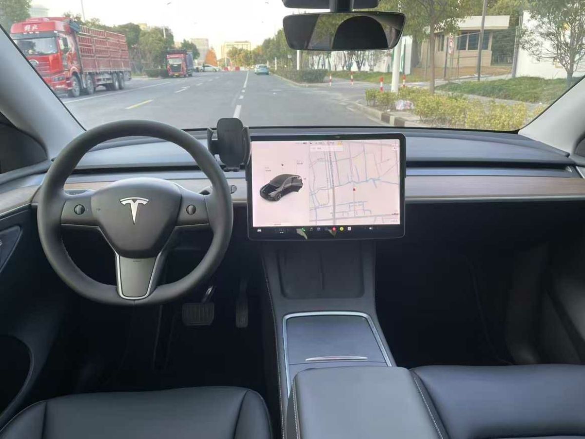 特斯拉 Model S  2021款 Plaid Plus 版圖片