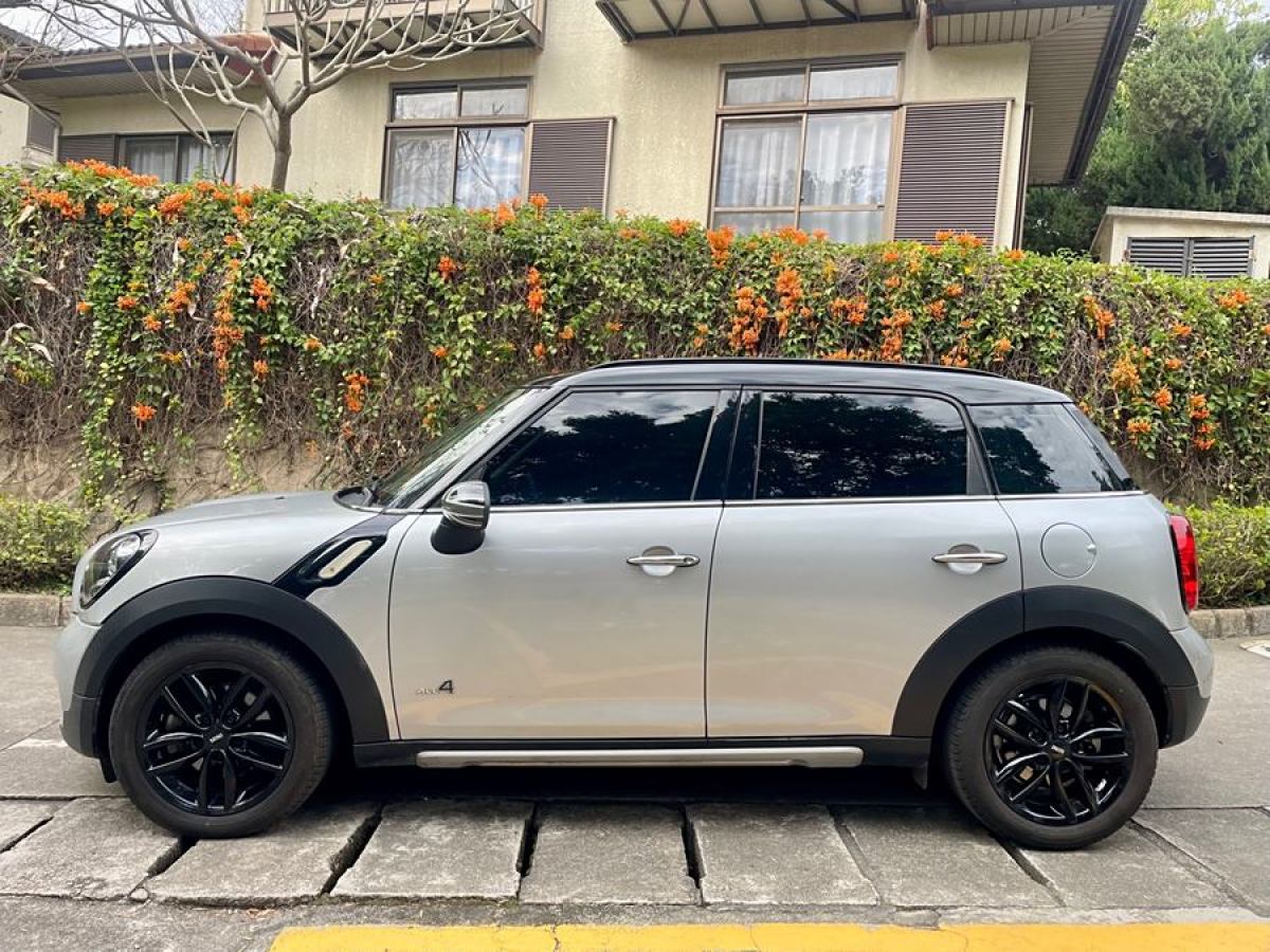 MINI COUNTRYMAN  2016款 1.6T COOPER S ALL4 裝備控圖片