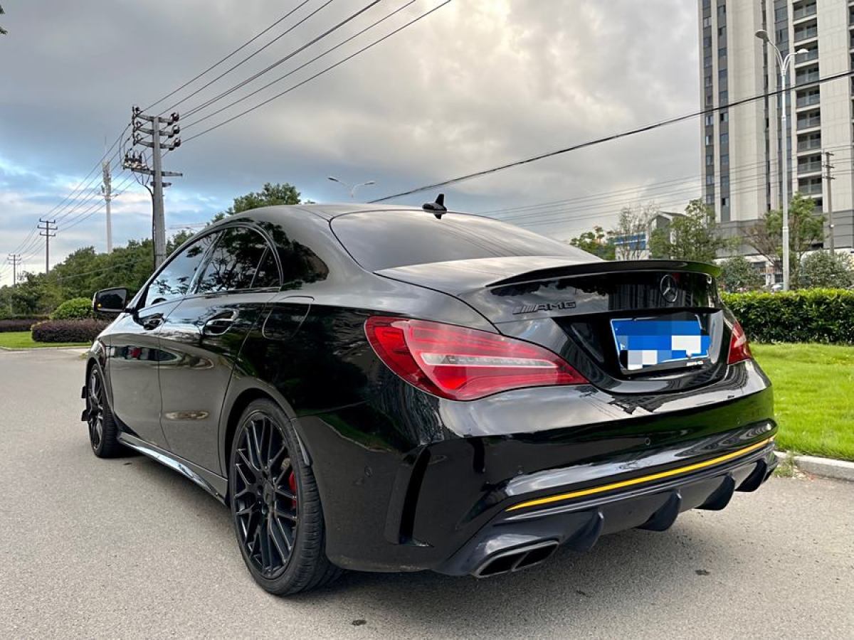 2018年1月奔馳 奔馳CLA級AMG  2017款 AMG CLA 45 4MATIC 暗夜雷霆限量版