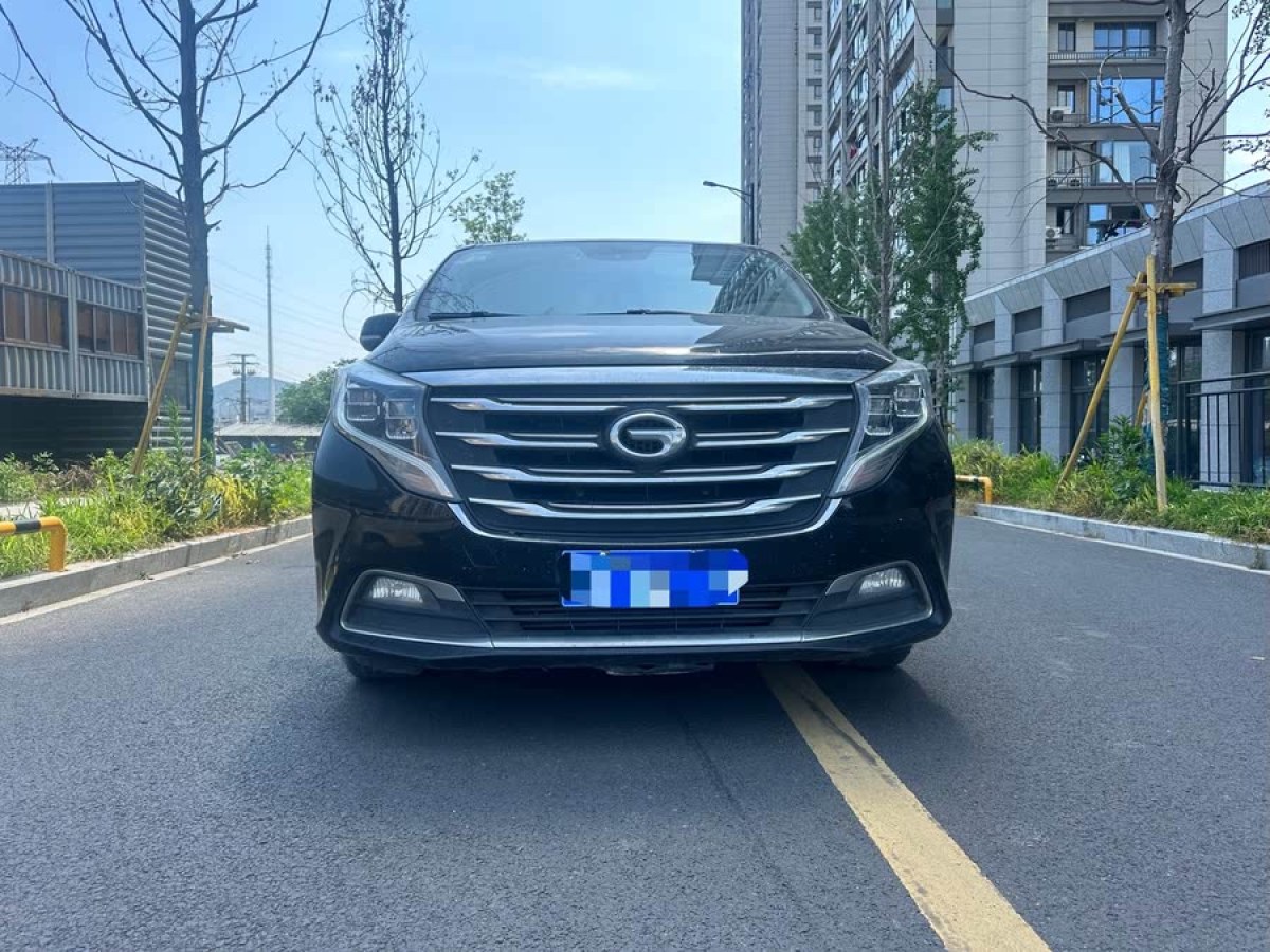 廣汽傳祺 M8  2018款 320T 尊貴版圖片