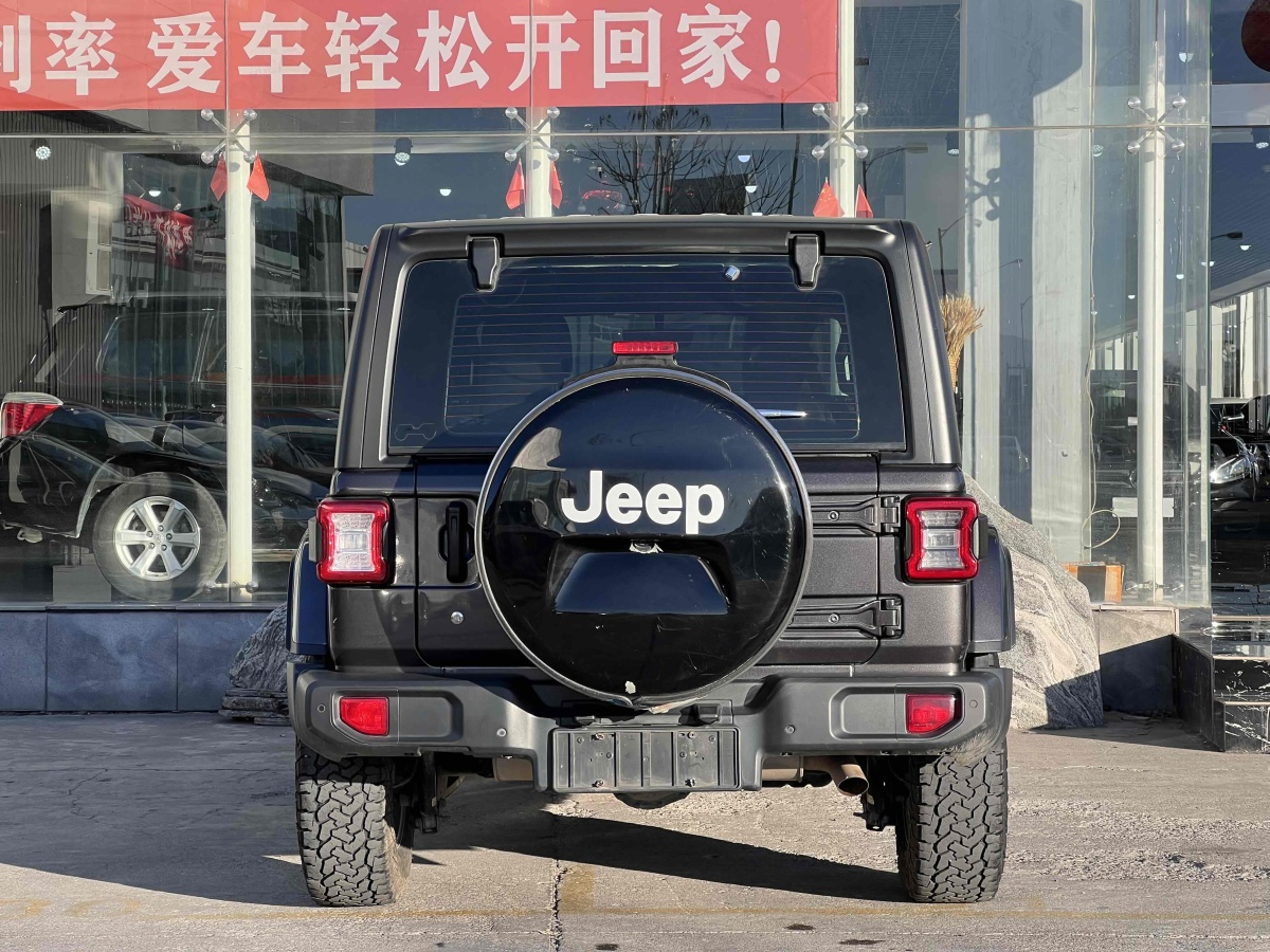 Jeep 牧馬人  2019款 2.0T Sahara 四門版 國VI圖片