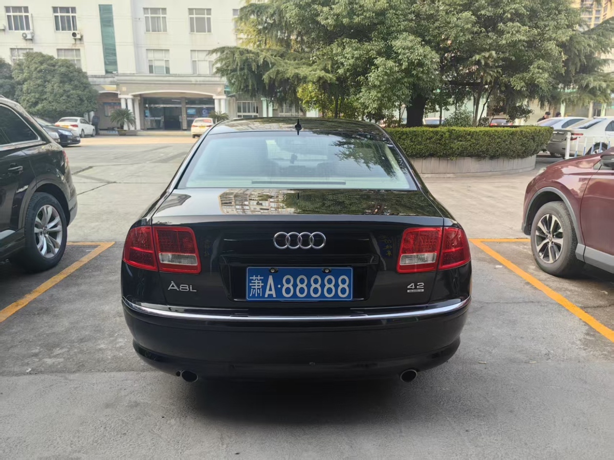 奧迪 奧迪A8  2005款 A8L 4.2L圖片