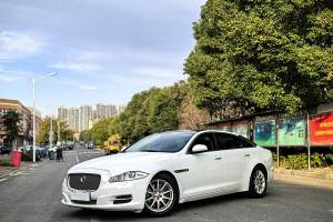 XJ 捷豹 XJL 2.0T 两驱典雅商务版